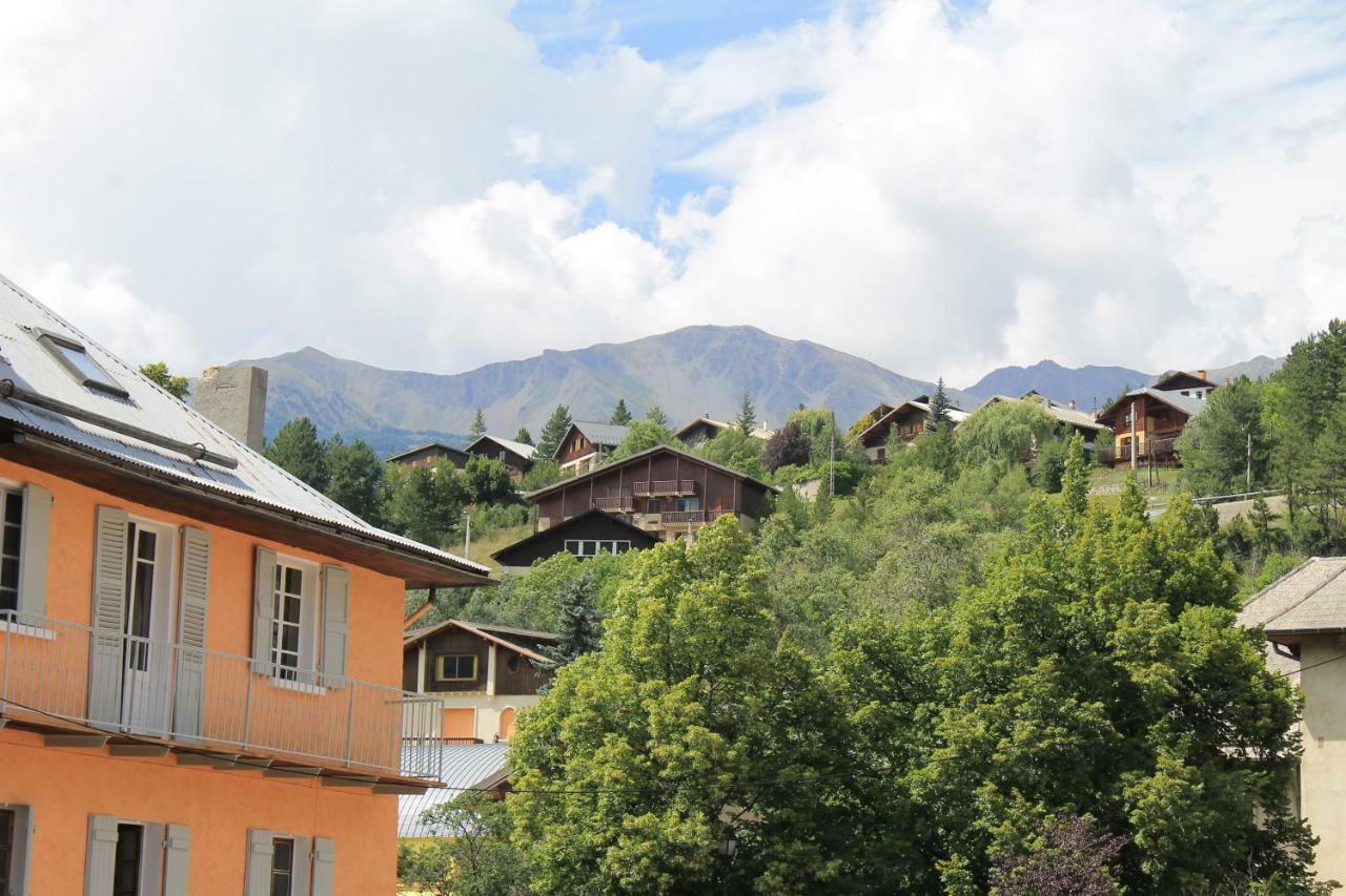 Appartement Style Chalet Centre Barcelonnette Eksteriør billede